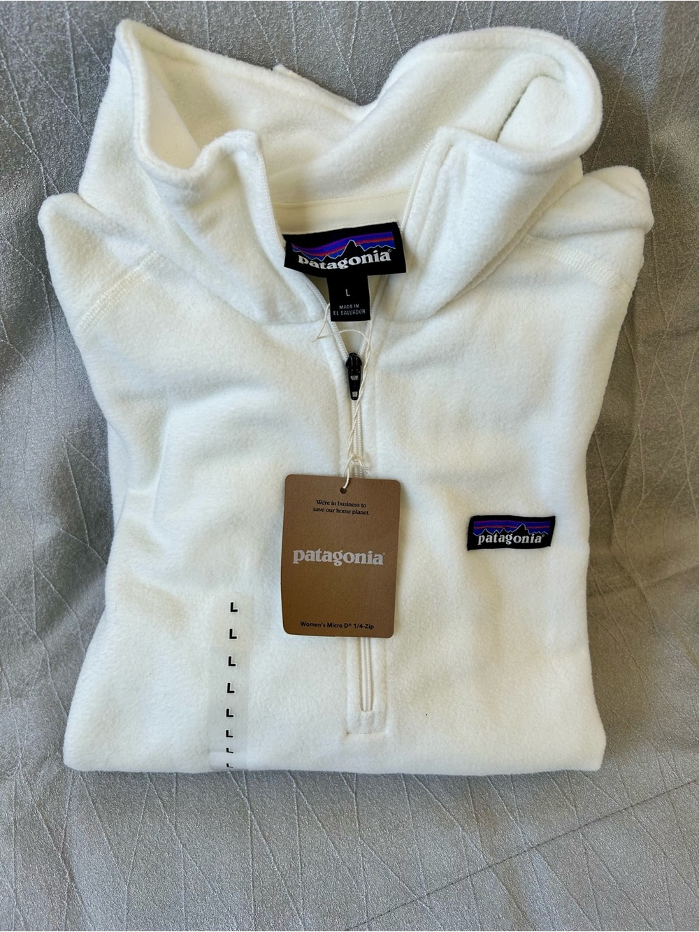 Patagonia White women’s Fleece 1/4 Zip-Up Sweater